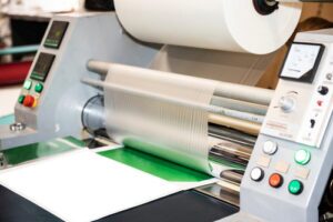 Choosing the Right Paper Laminating Machine for Your Business Needs