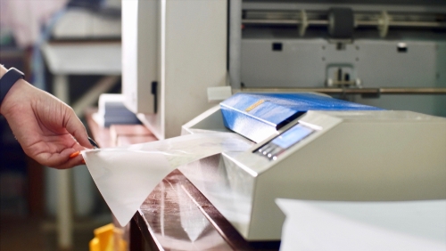 How Paper Laminating Machines Streamline Operations